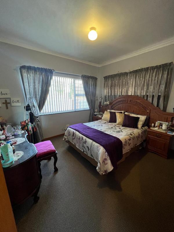 3 Bedroom Property for Sale in Silver Oaks Western Cape